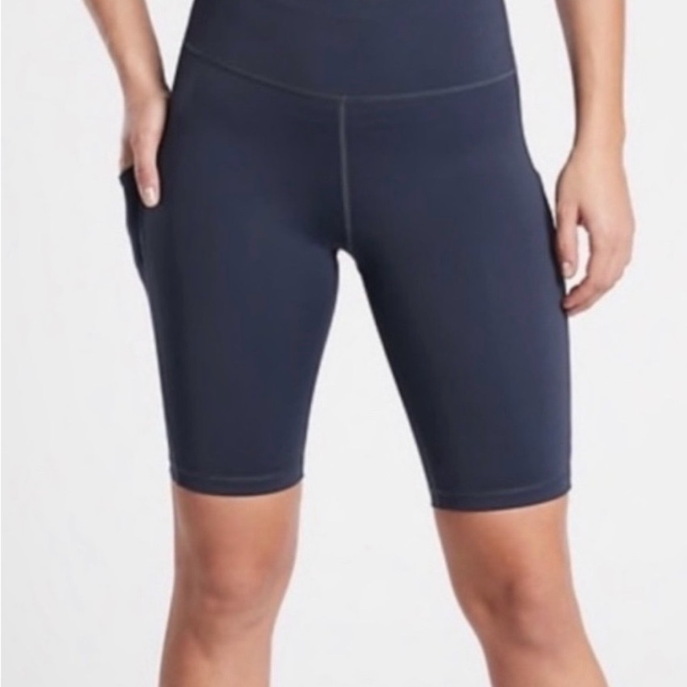 Athleta Ultimate Stash Pocket 9” Short